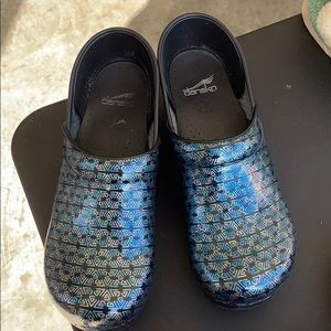 Dansko shoes